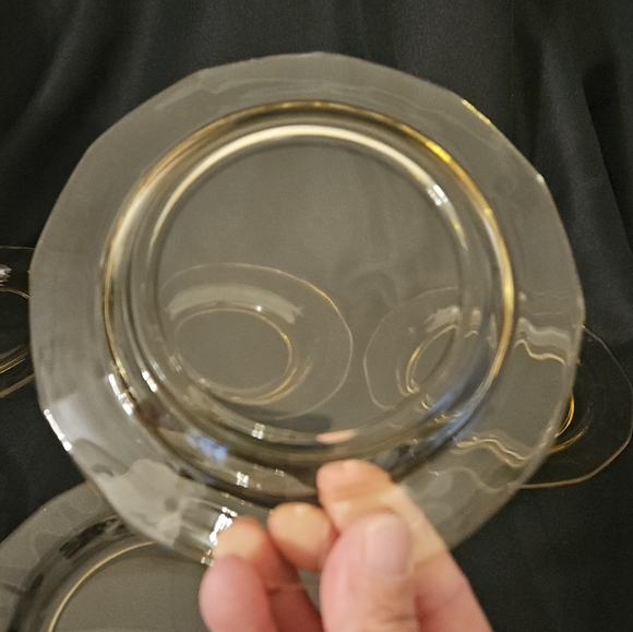 Fostoria Fairfax Yellow Topaz Glass Bread and Butter Plates set of 6 - Picture 11 of 12